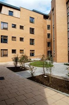 Herberton Apartments And Leisure Centre Дублин Экстерьер фото